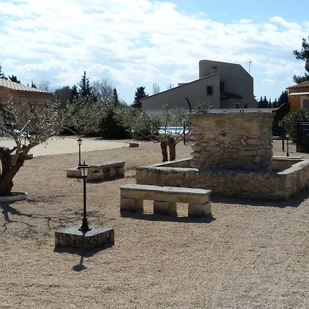 Cosy Avec Son Exterieur Chaleureux,piscine Et Parking Prive Appartamento Fontvieille